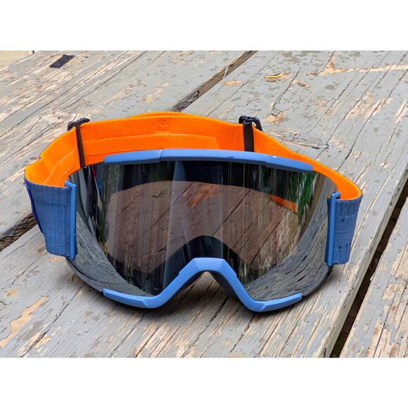 Smith Squad Snow Goggles | ChromaPop™ Lens | Excellent Condition High Fives - Picture 7 of 8